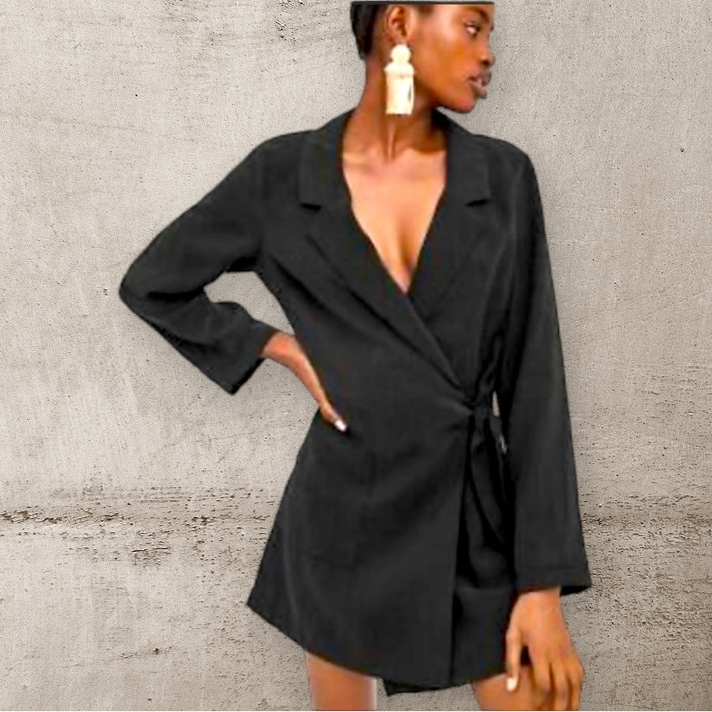 ZARA Trf Black Romper